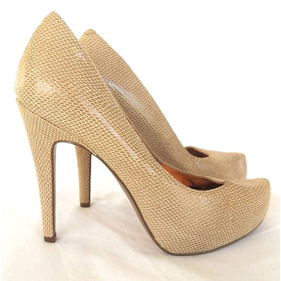 BCBGENERATION BG PARADE SNAKESKIN PLATFORM PUMPS Size B Brand New Tan Color - Picture 7 of 10